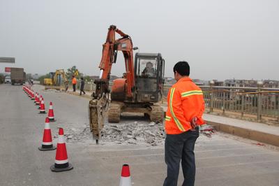 G353国道(昌万公路)余干段沙港大桥维修加固工程开工